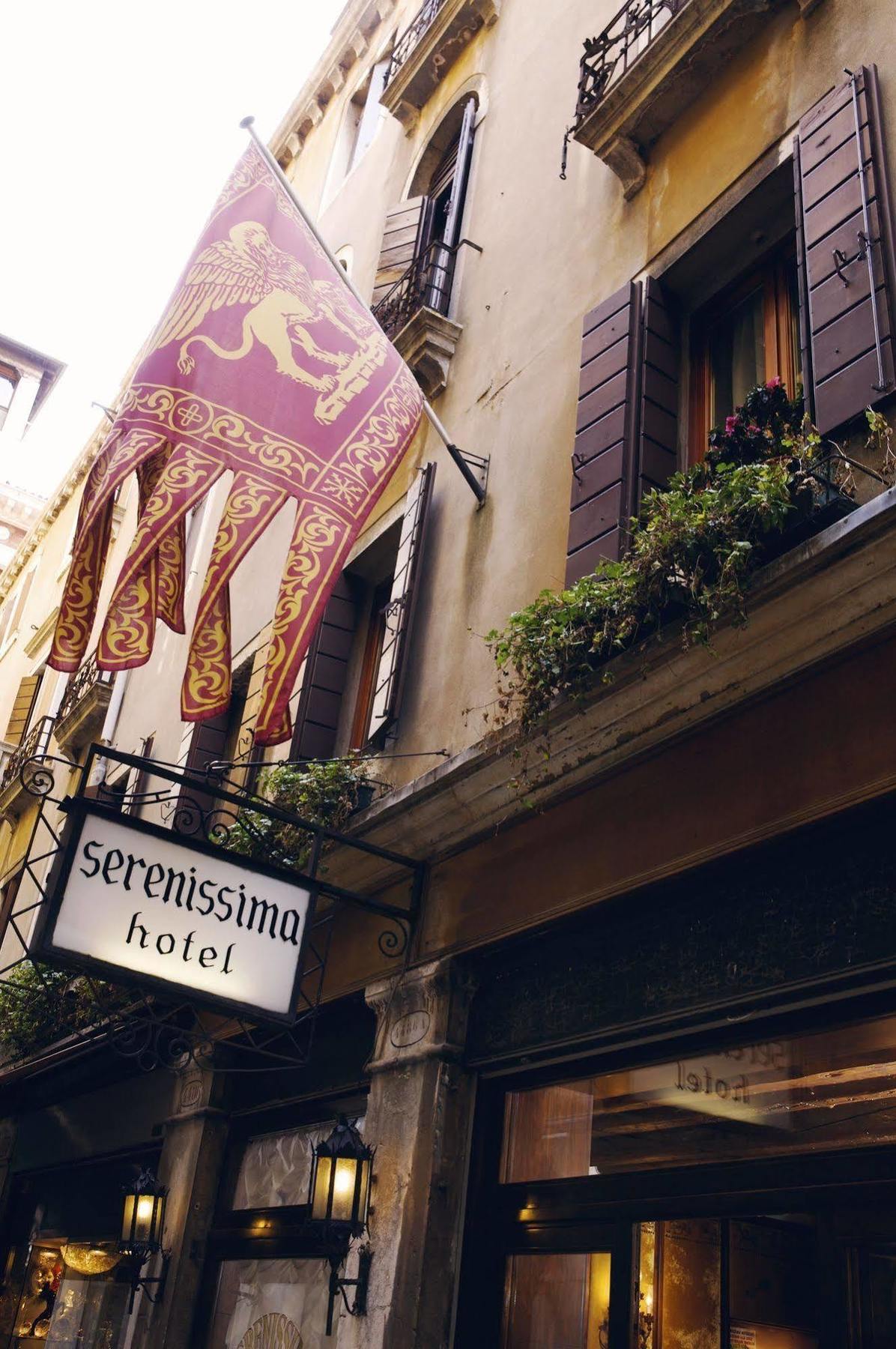 Serenissima Hotel Venecia